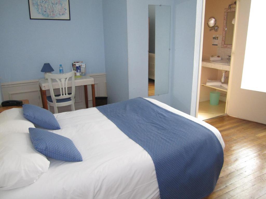 Hotel Arlequin Troyes Habitación foto