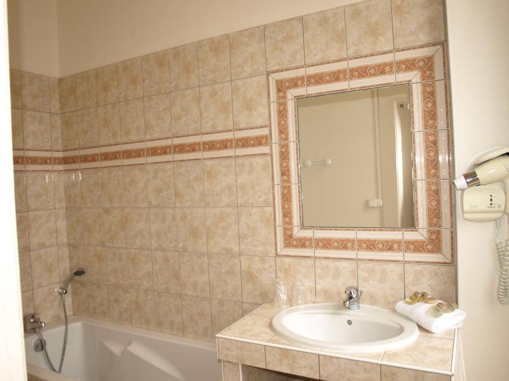 Hotel Arlequin Troyes Habitación foto