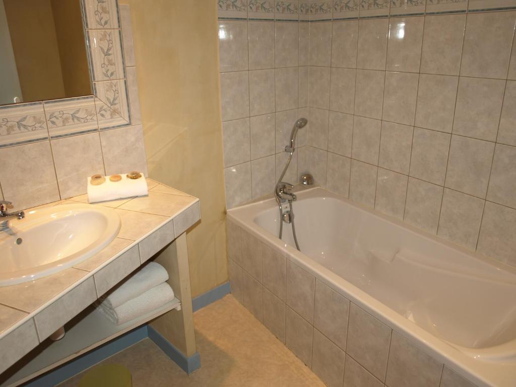 Hotel Arlequin Troyes Habitación foto